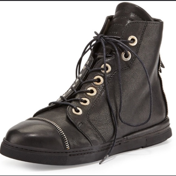 STUART Weitzman Lace-up Boots
ZIPIT lace up high top sneaker in black size 5.5 M - Picture 2 of 12